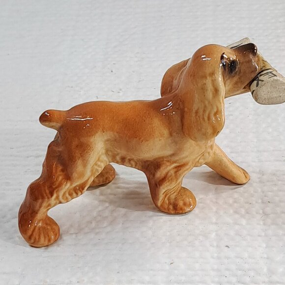 Vintage Hagen Renaker Cocker Spaniel Dog News Paper mini miniature tan brown - Picture 5 of 9